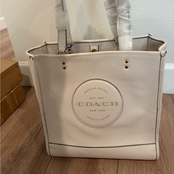 Coach C3078 Dempsey tote with Patch white with original plastic bag - Picture 5 of 9
